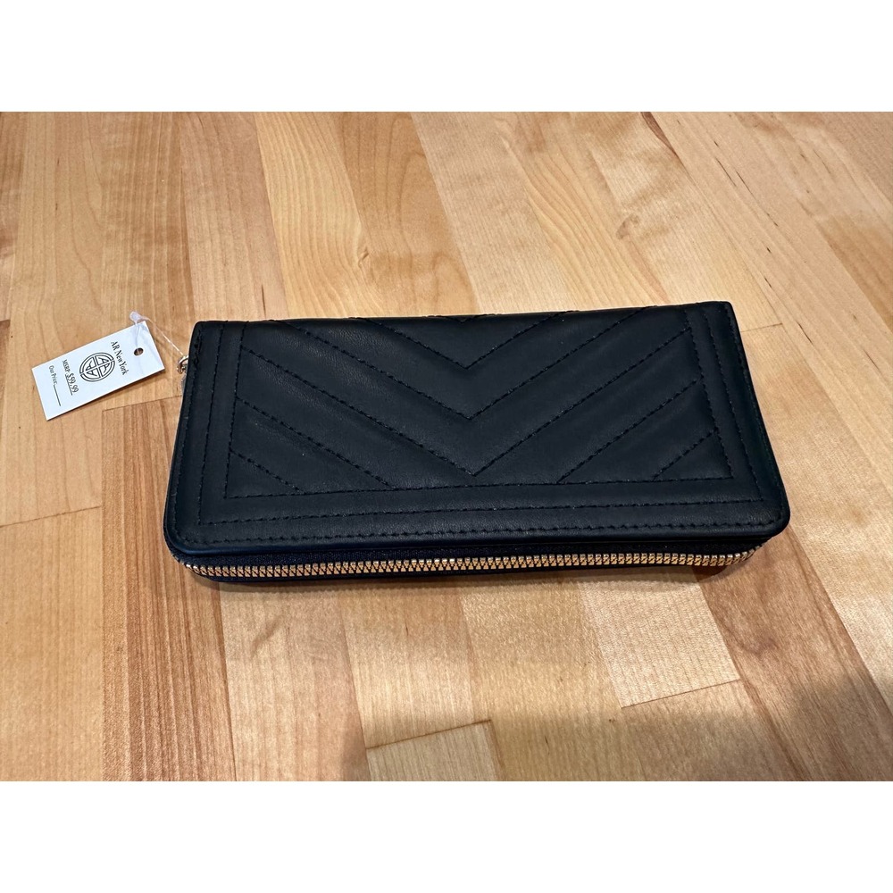 AR New York Pillowed Black Wristlet New With Tags
